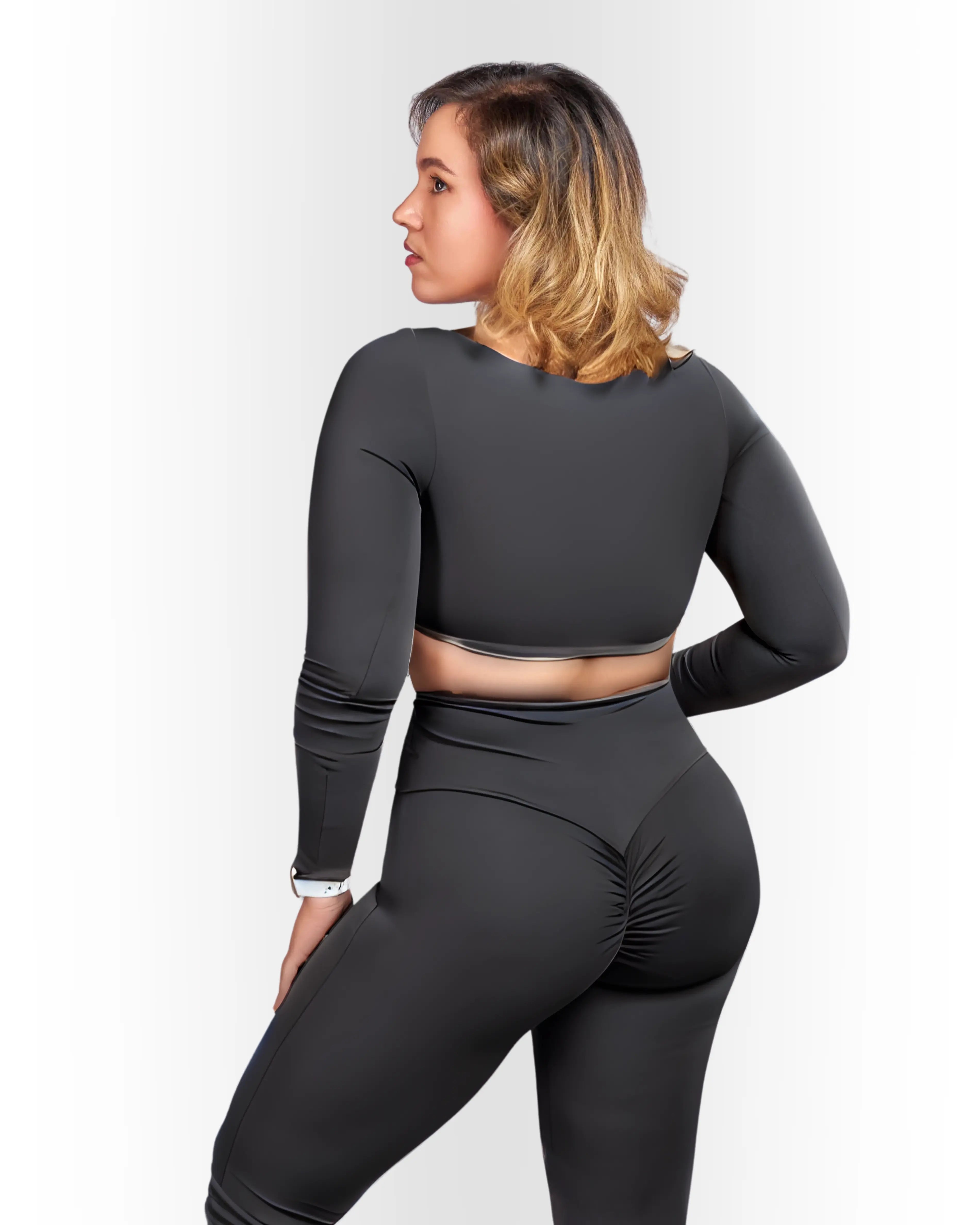 Set Faith TC High Performance Sportswear Modern Comfort and Design Tova Collection